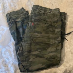 Levi’s Jogger pants